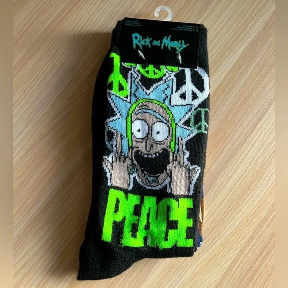 Cartoon Network‎ Rick And Morty Socks Adult Swim NWT Two Pairs Fit Sizes 6 To 12 - Picture 3 of 7